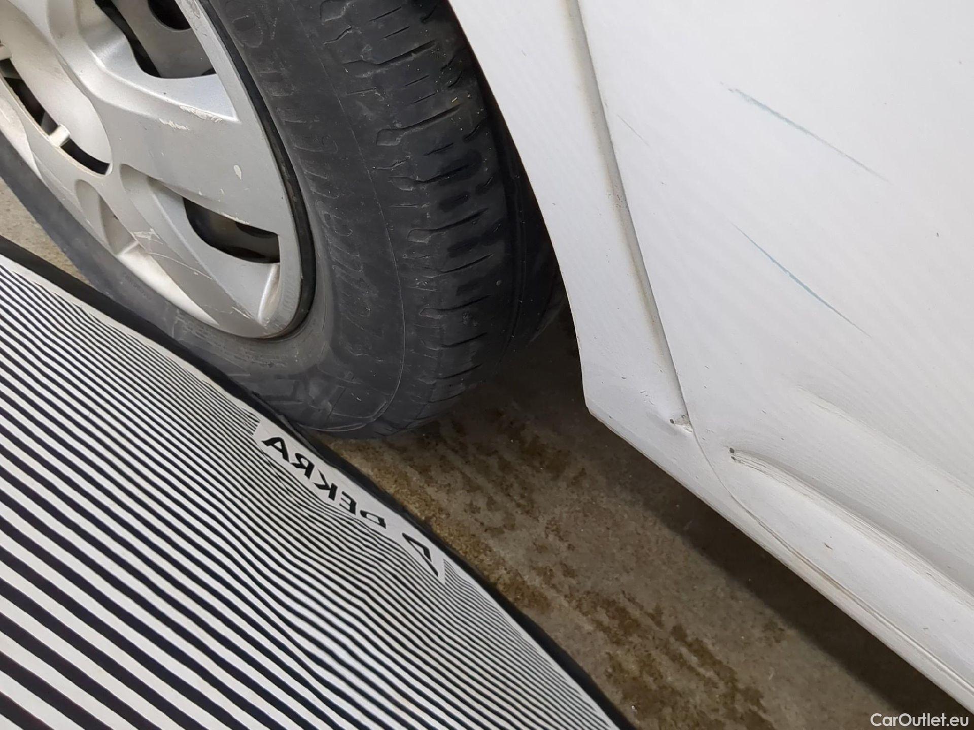  Renault  Kangoo  Express Grand Confort (L1) 1.5 dCi 90CV BVM5 E6 #15