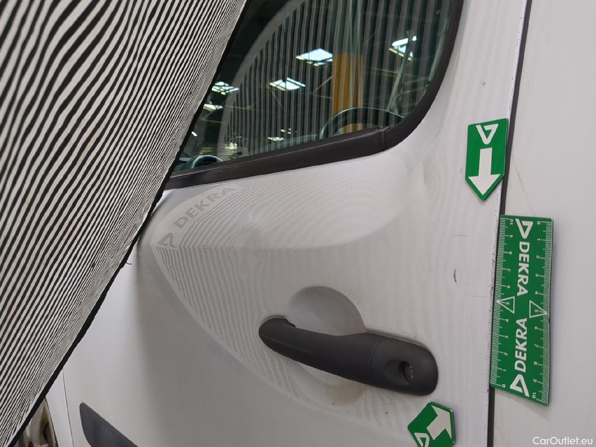  Renault  Kangoo  Express Grand Confort (L1) 1.5 dCi 90CV BVM5 E6 #34