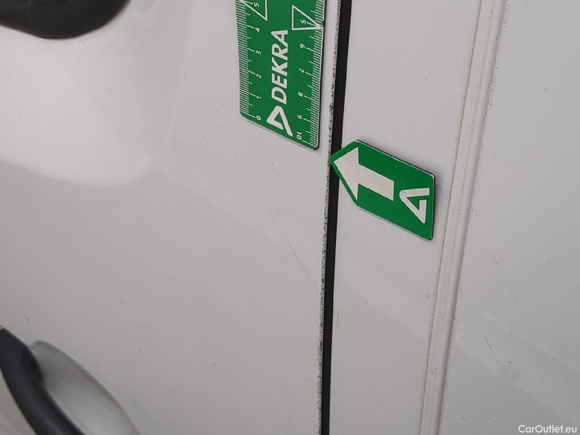  Renault  Trafic RENAULT  VU 4p Fourgon FG GCFL1H1 1000 dCi95 Stop&Start E6 #70