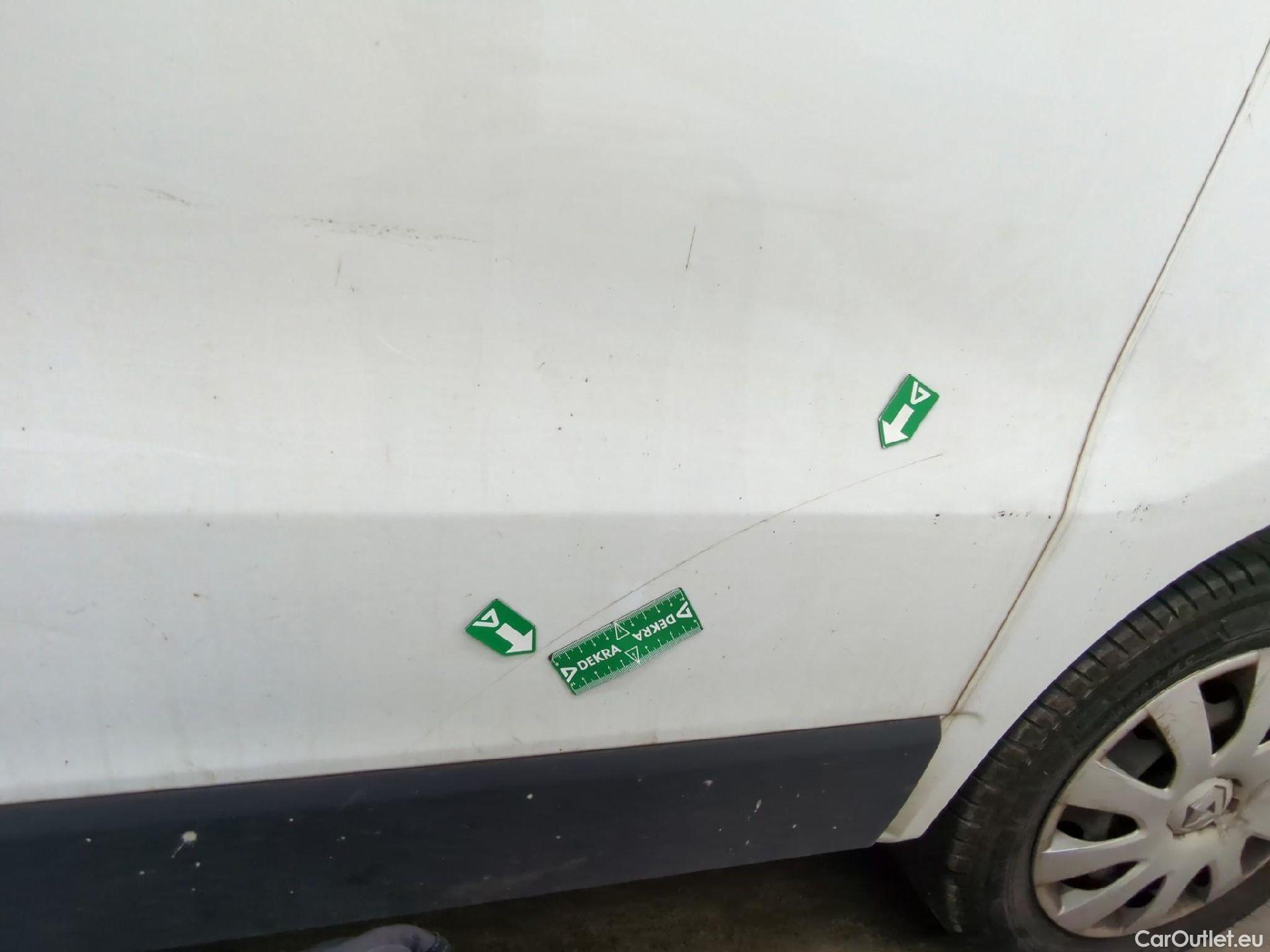  Renault  Trafic RENAULT  VU 4p Fourgon FG GCFL1H1 1000 dCi95 Stop&Start E6 #76