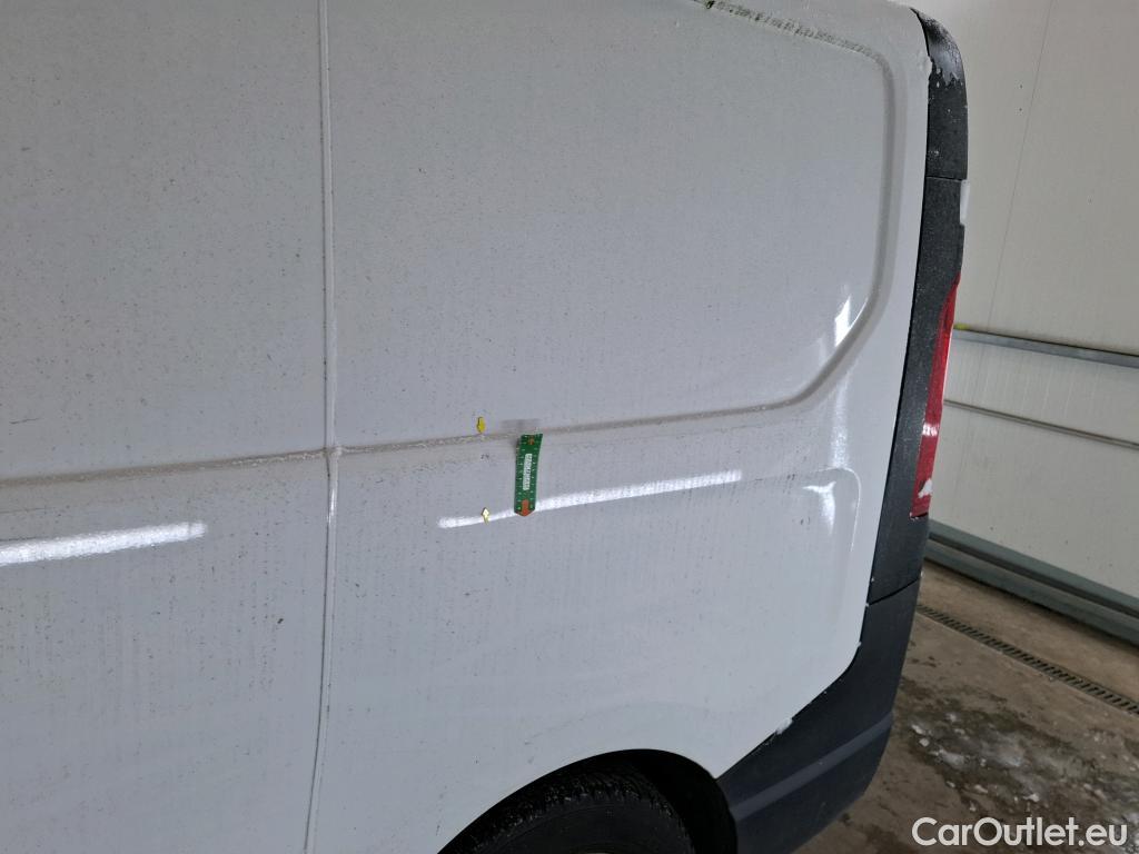  Renault  Trafic RENAULT  VU 4p Fourgon FG CF L1H1 1000 dCi 95 E6 #22