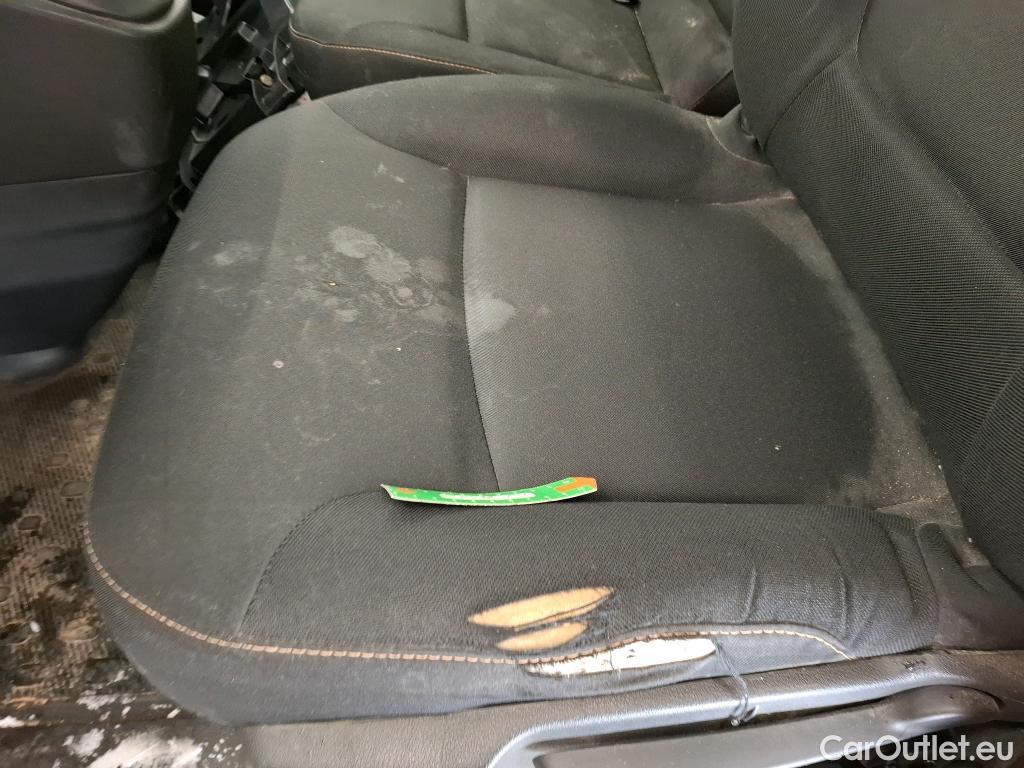  Renault  Trafic RENAULT  VU 4p Fourgon FG CF L1H1 1000 dCi 95 E6 #27