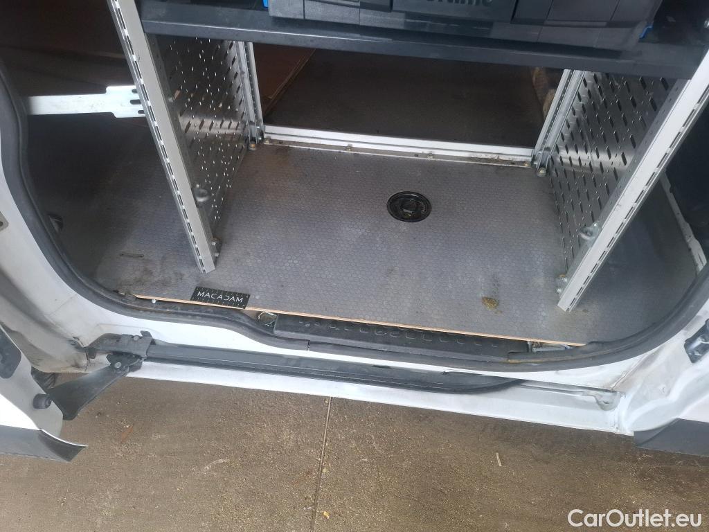  Renault  Trafic  Fourgon L1H1 1000 Confort 1.6 dCi 95CV BVM6 E6dT #104