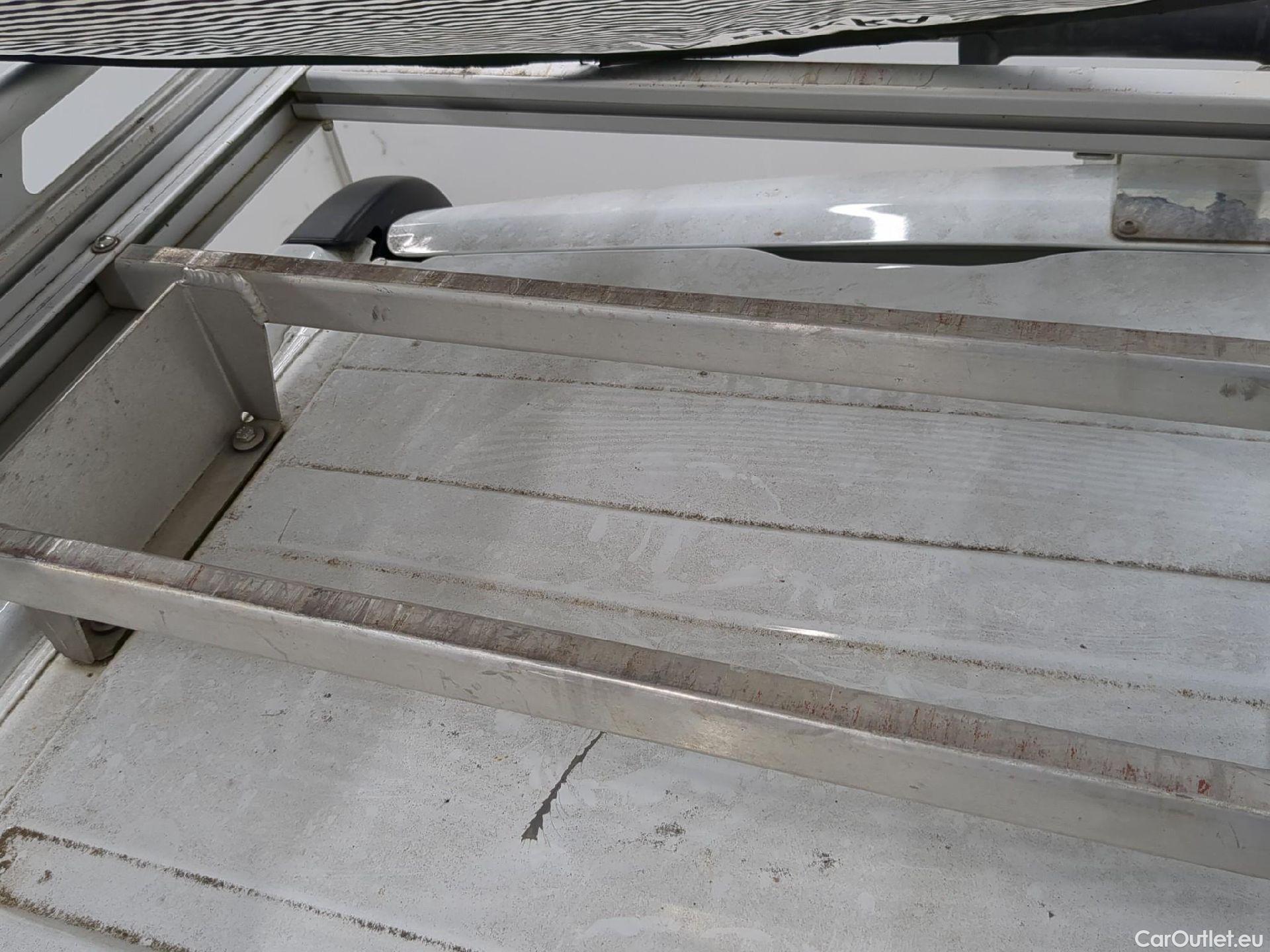  Renault  Trafic RENAULT  VU 4p Fourgon FG GCFL1H1 1000 dCi95 Stop&Start E6 #38