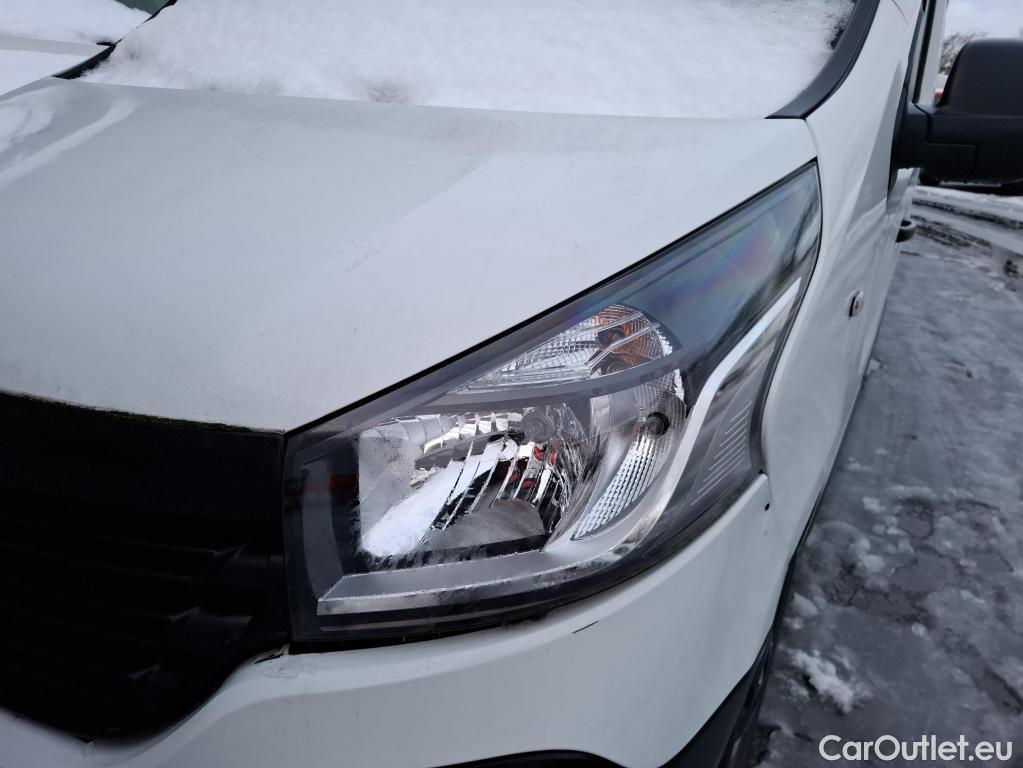  Renault  Trafic RENAULT  VU 4p Fourgon FG CF L1H1 1000 dCi 95 E6 #57