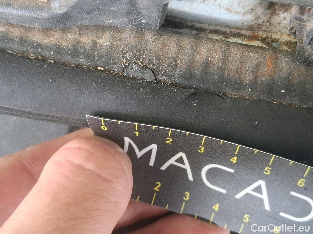  Renault  Trafic  Fourgon L1H1 1000 Confort 1.6 dCi 95CV BVM6 E6dT #102