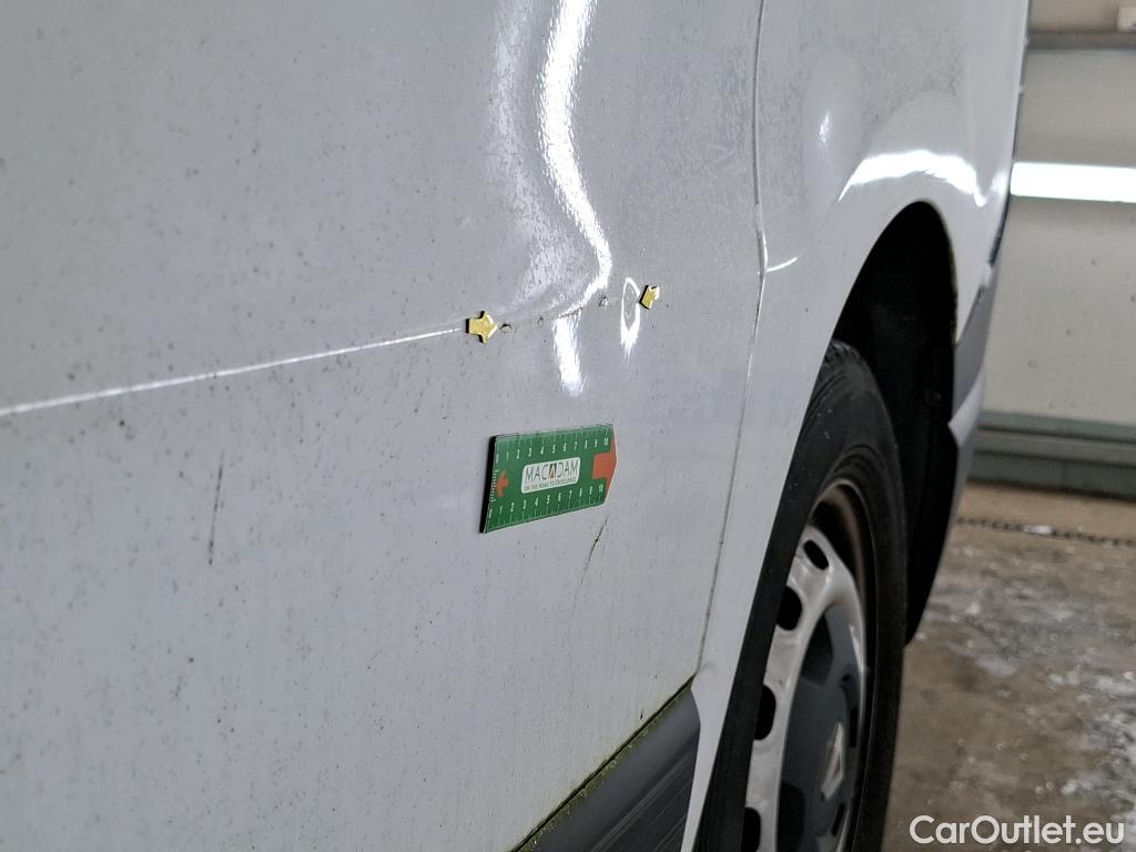  Renault  Trafic RENAULT  VU 4p Fourgon FG CF L1H1 1000 dCi 95 E6 #21