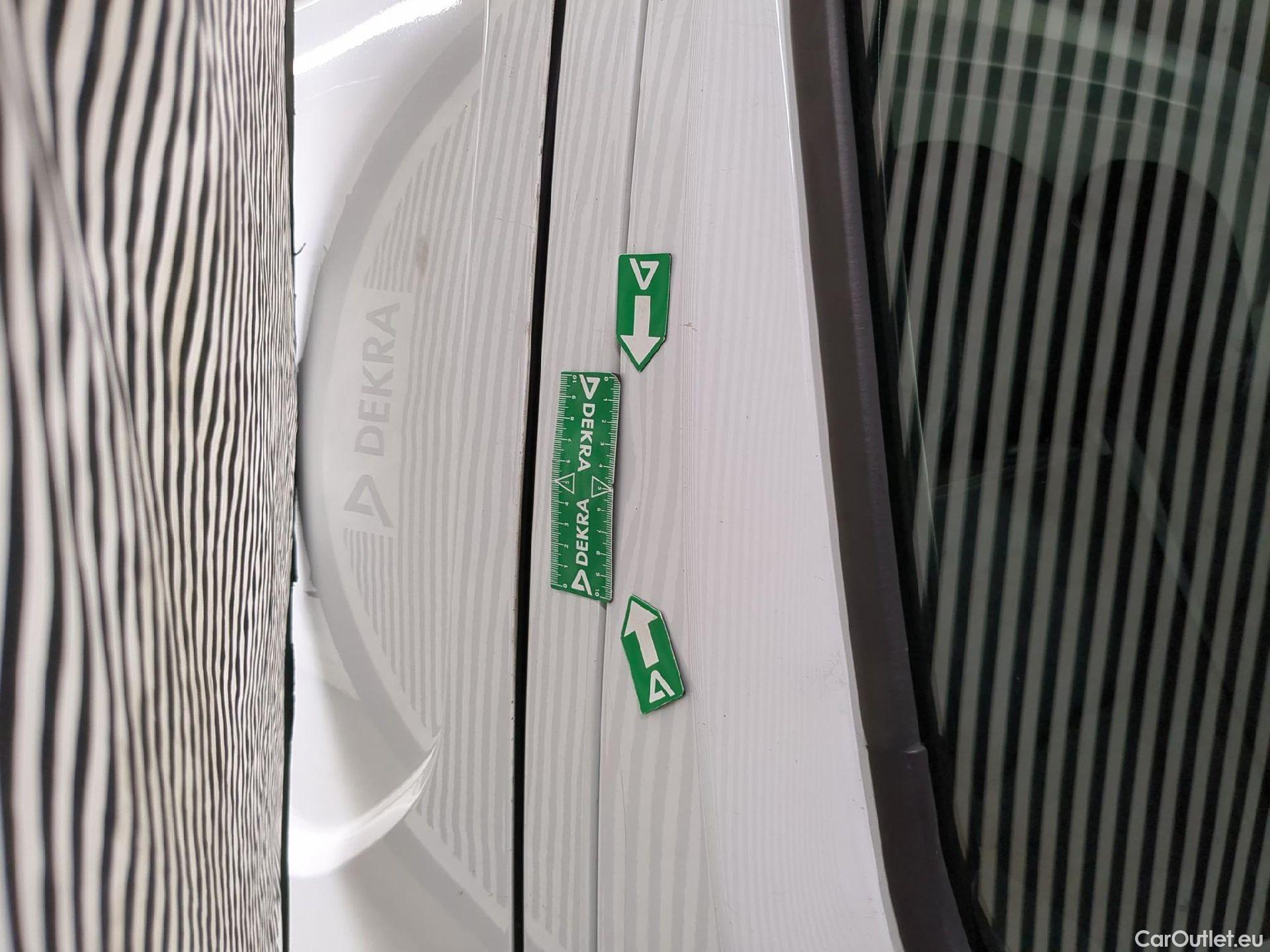  Renault  Trafic RENAULT  VU 4p Fourgon FG GCFL1H1 1000 dCi95 Stop&Start E6 #49