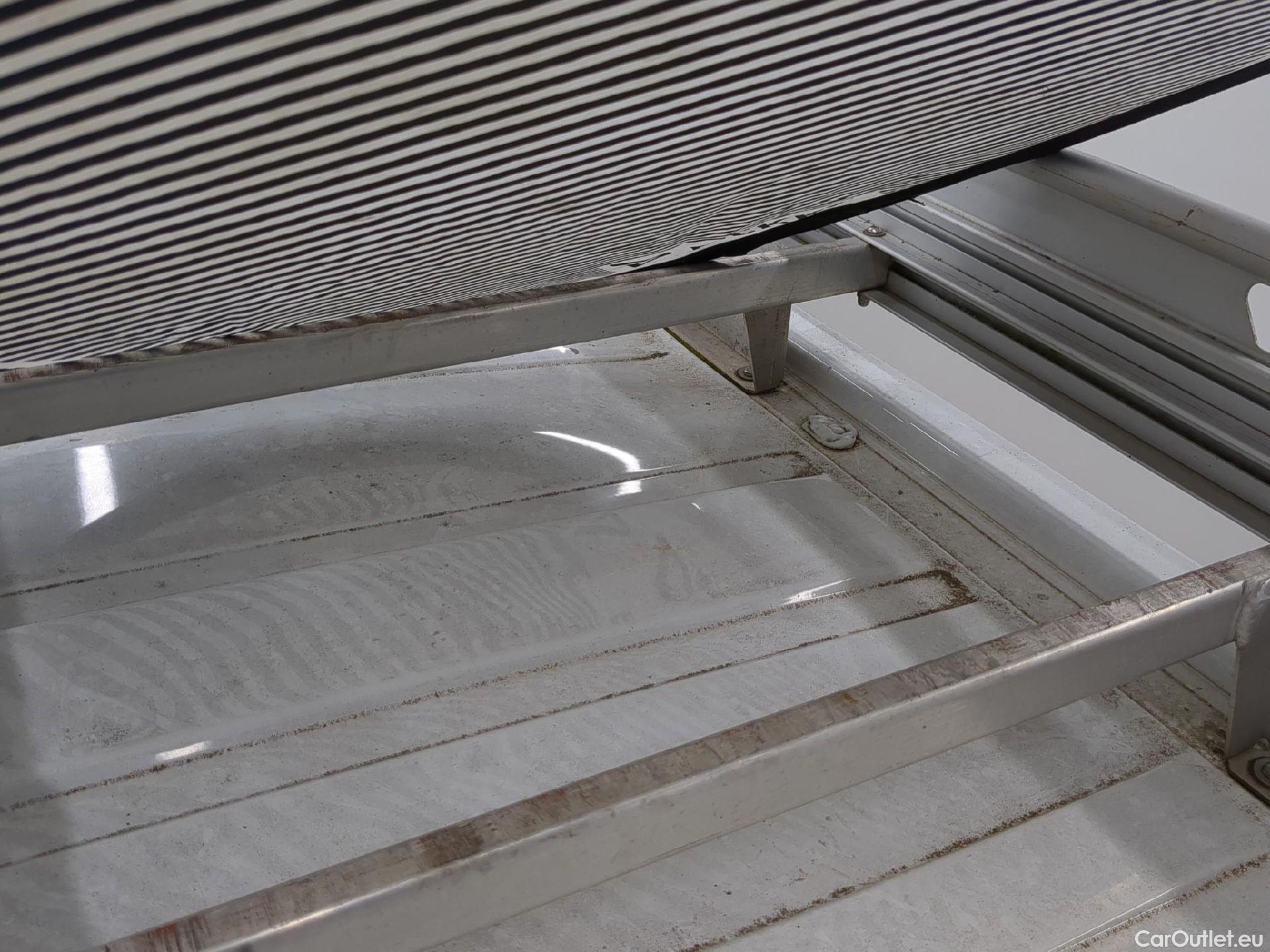  Renault  Trafic RENAULT  VU 4p Fourgon FG GCFL1H1 1000 dCi95 Stop&Start E6 #35