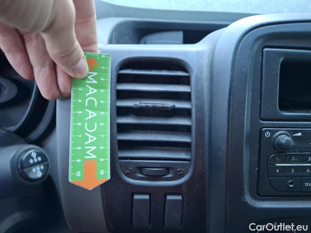  Renault  Trafic RENAULT  VU 4p Fourgon FG CF L1H1 1000 dCi 95 E6 #43