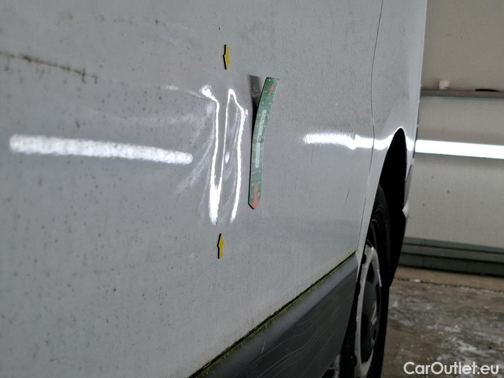  Renault  Trafic RENAULT  VU 4p Fourgon FG CF L1H1 1000 dCi 95 E6 #20