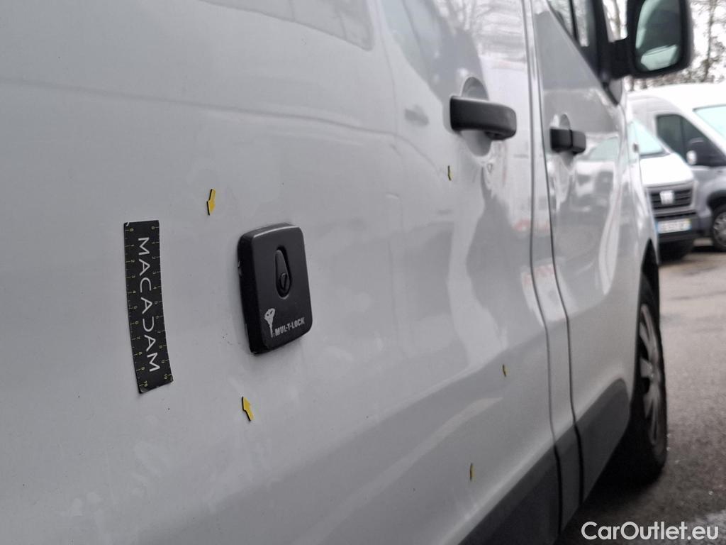  Renault  Trafic  Fourgon L1H1 1000 Confort 1.6 dCi 95CV BVM6 E6dT #76