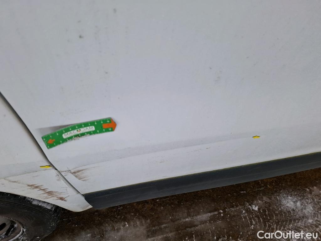  Renault  Trafic RENAULT  VU 4p Fourgon FG CF L1H1 1000 dCi 95 E6 #17