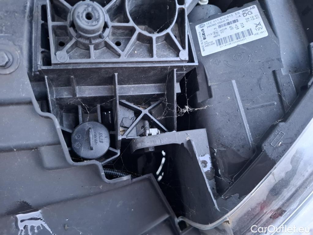  Renault  Trafic RENAULT  VU 4p Fourgon FG CF L1H1 1000 dCi 95 E6 #51