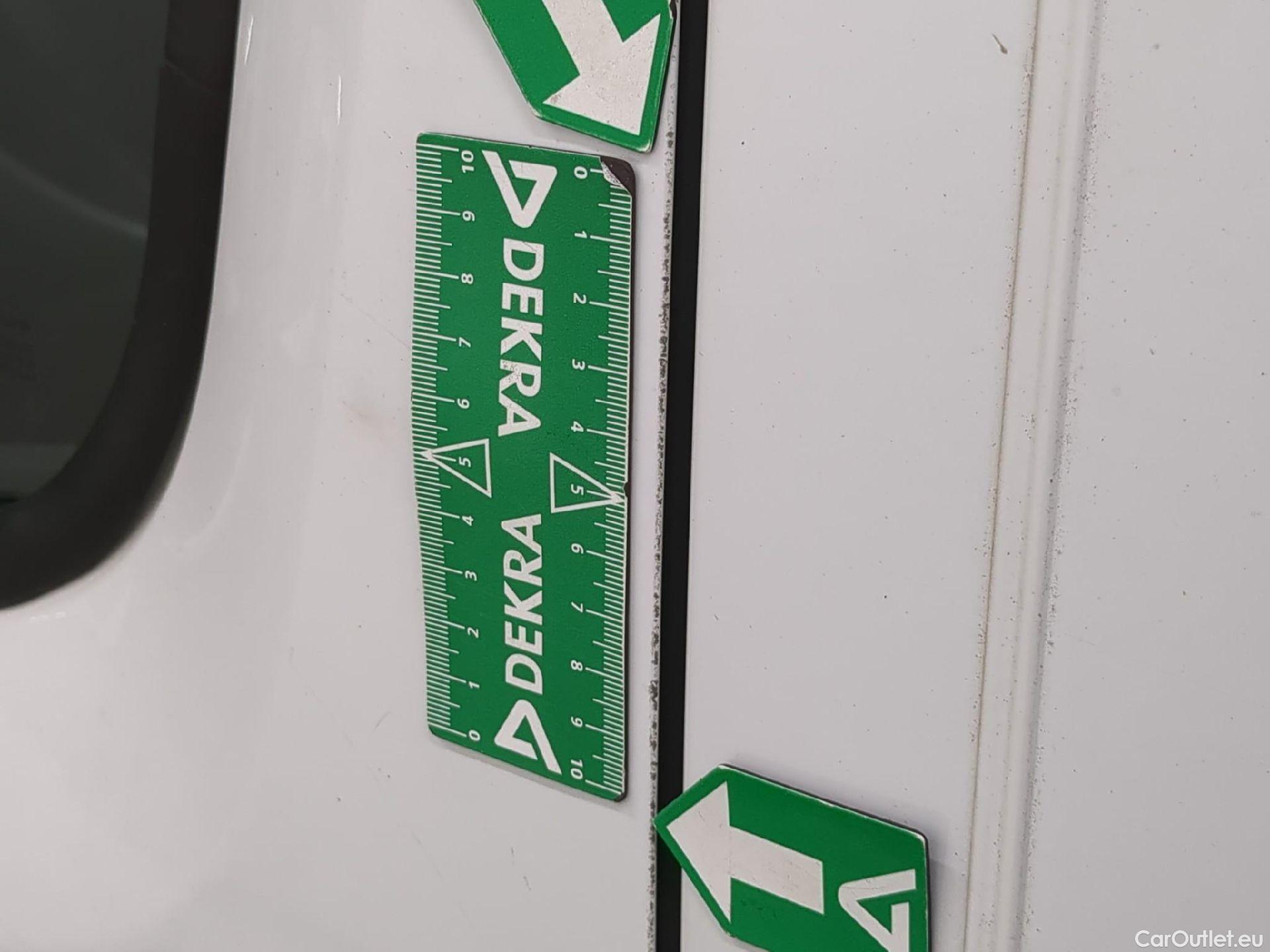  Renault  Trafic RENAULT  VU 4p Fourgon FG GCFL1H1 1000 dCi95 Stop&Start E6 #72