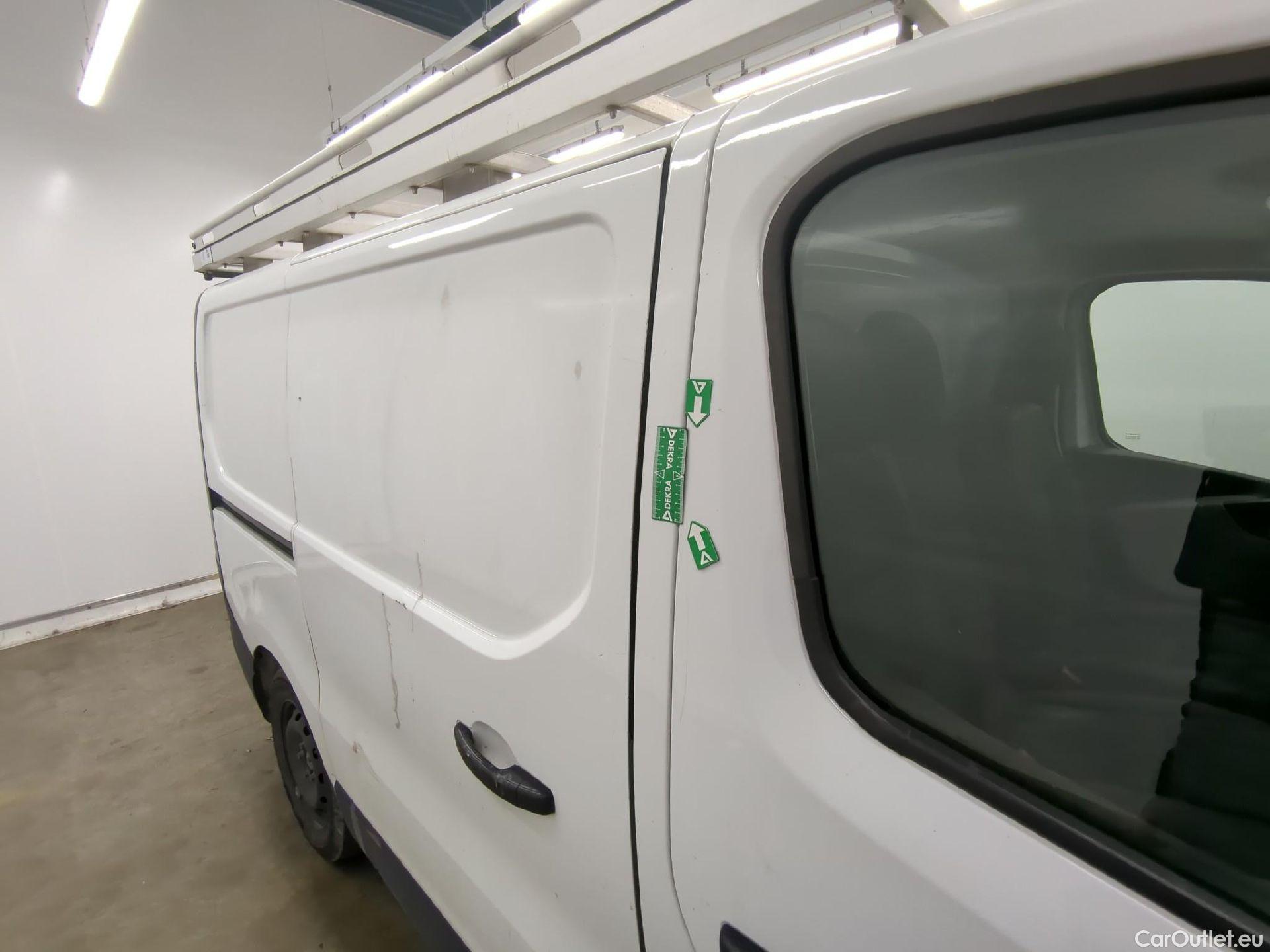  Renault  Trafic RENAULT  VU 4p Fourgon FG GCFL1H1 1000 dCi95 Stop&Start E6 #48