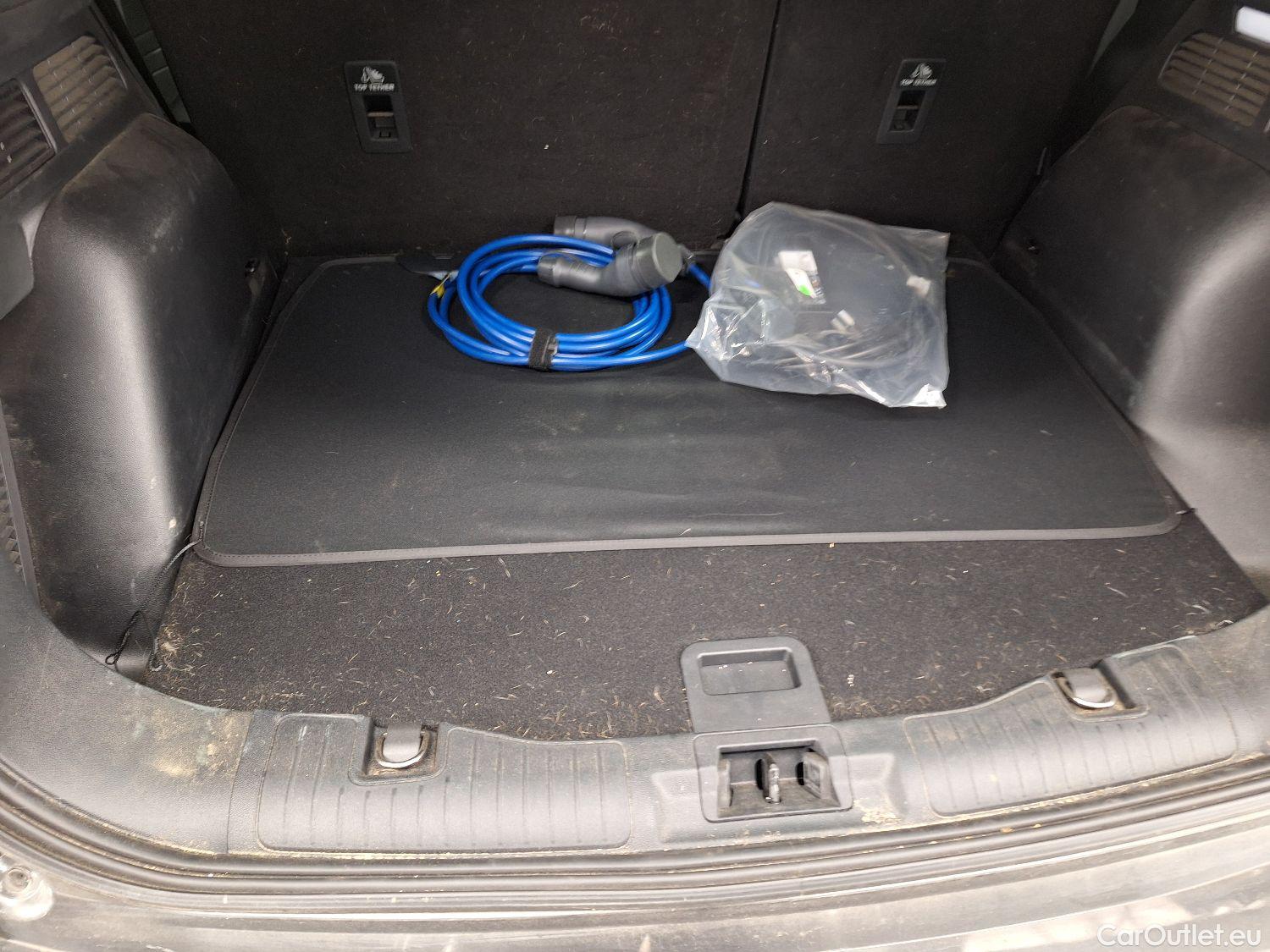  Ford  Kuga Ford,  '19 PHEV, Ford  2.5i PHEV Aut. 165kW ST-Line 5d #37