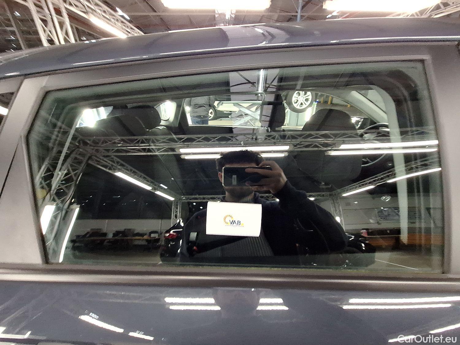  Hyundai  i20 Hyundai,  '20, Hyundai  1.0 T-GDi 74kW Twist 5d #42