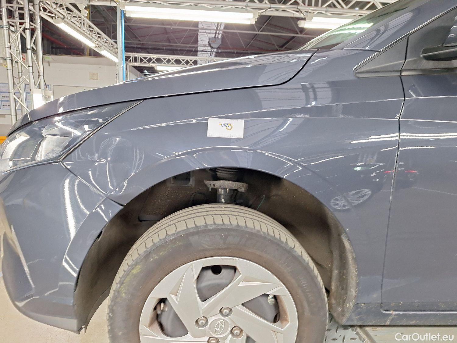  Hyundai  i20 Hyundai,  '20, Hyundai  1.0 T-GDi 74kW Twist 5d #27