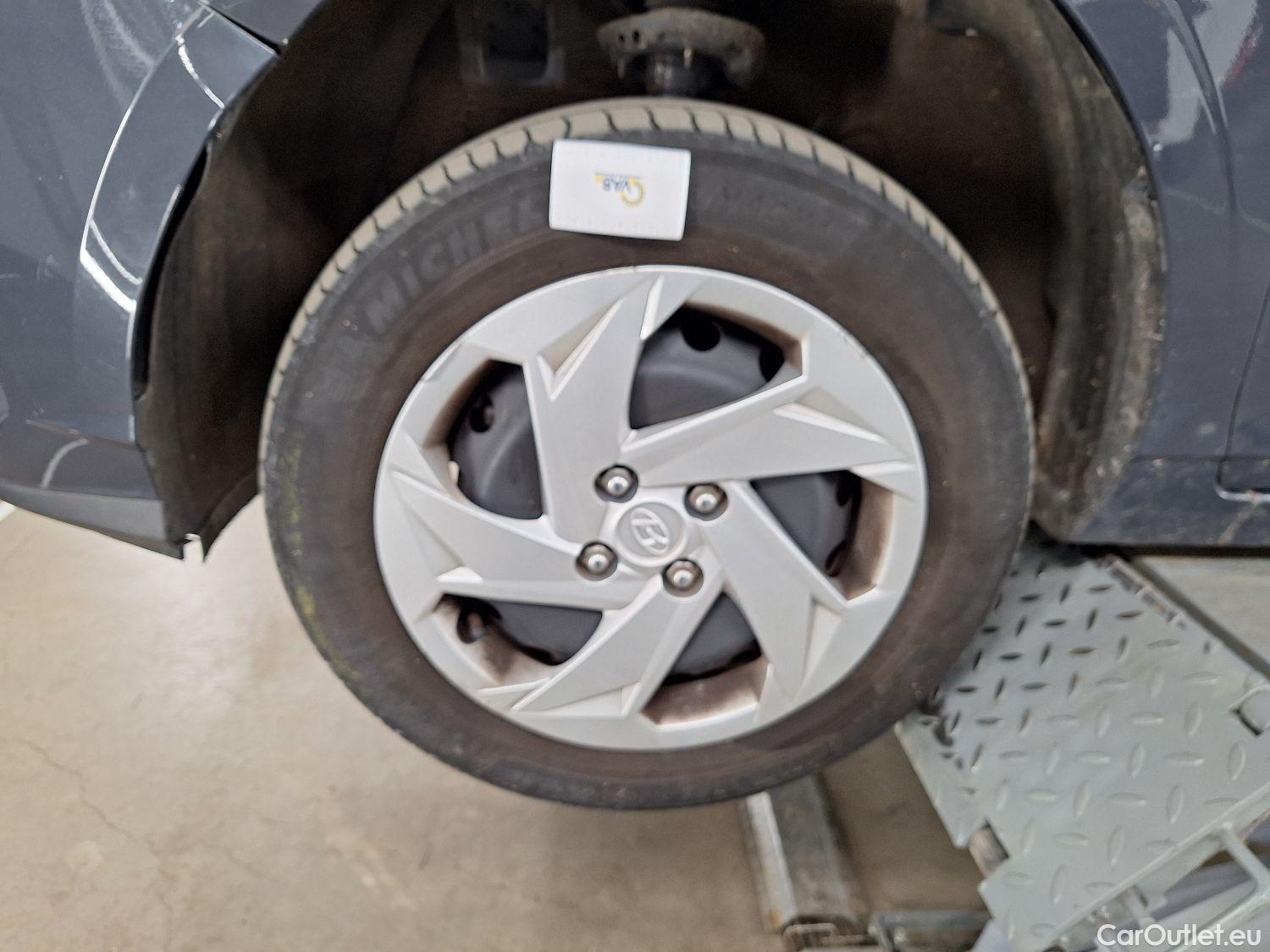  Hyundai  i20 Hyundai,  '20, Hyundai  1.0 T-GDi 74kW Twist 5d #10