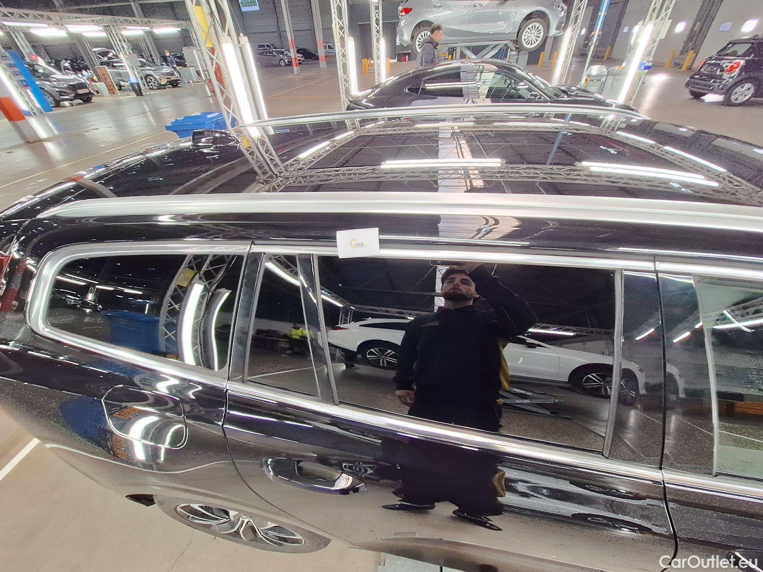  Volvo  V60 Volvo,  '18, Volvo  D3 Geartronic Momentum Pro 5d #60