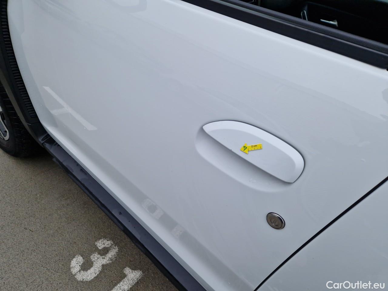  Dacia  Duster 1.5 Blue dCi 115 Prestige 4WD #4