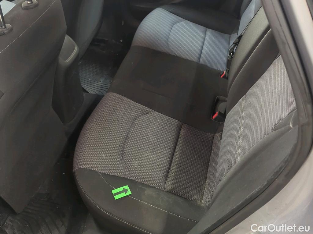  Hyundai  i30 1.5 110CP Comfort #19