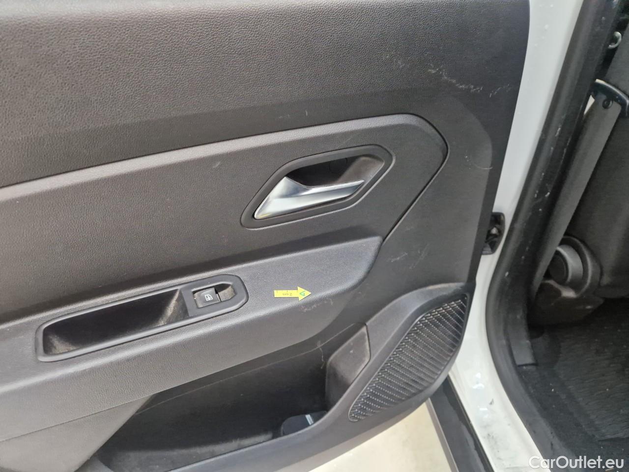  Dacia  Duster 1.5 Blue dCi 115 Prestige 4WD #10