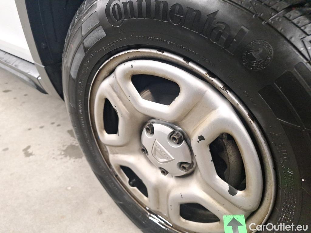  Dacia  Duster 1.5 Blue dCi 115CP Comfort 4WD #15