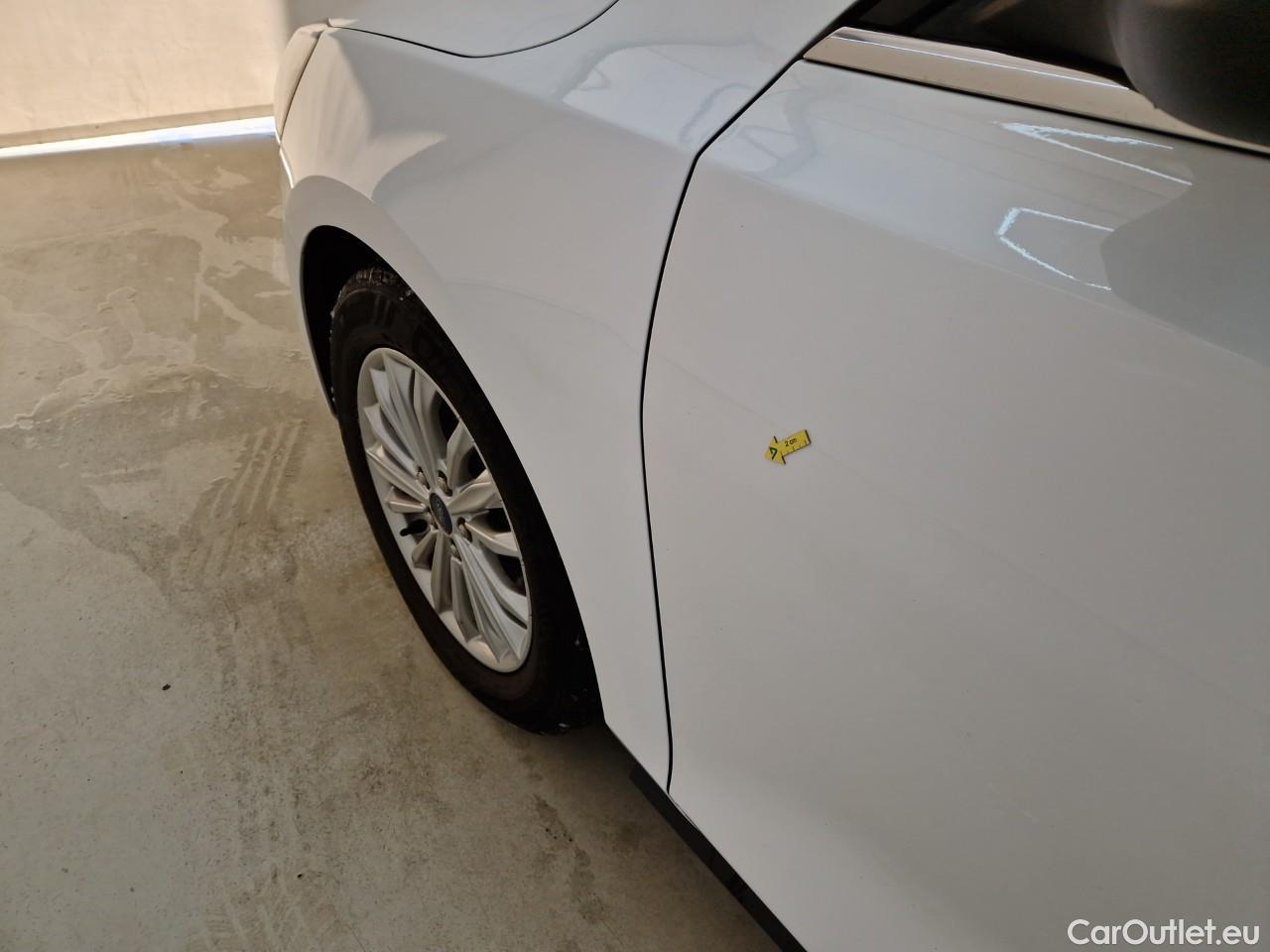  Ford  Focus 1.0 EcoBoost mHEV 155CP Titanium #3