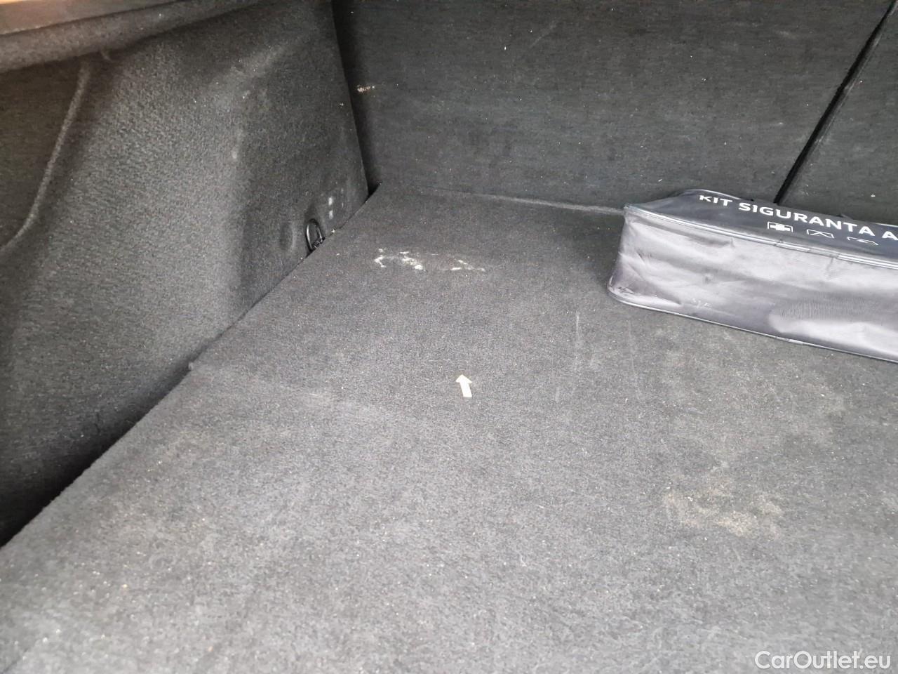  Dacia  Duster 1.5 Blue dCi 115 Prestige 4WD #34