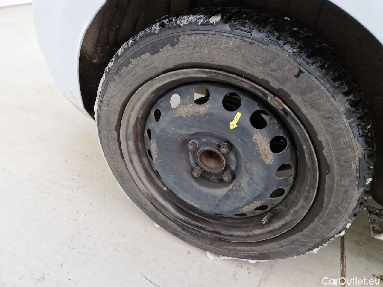  Ford  Fiesta 1.5 TDCi 85CP Trend Connected #26