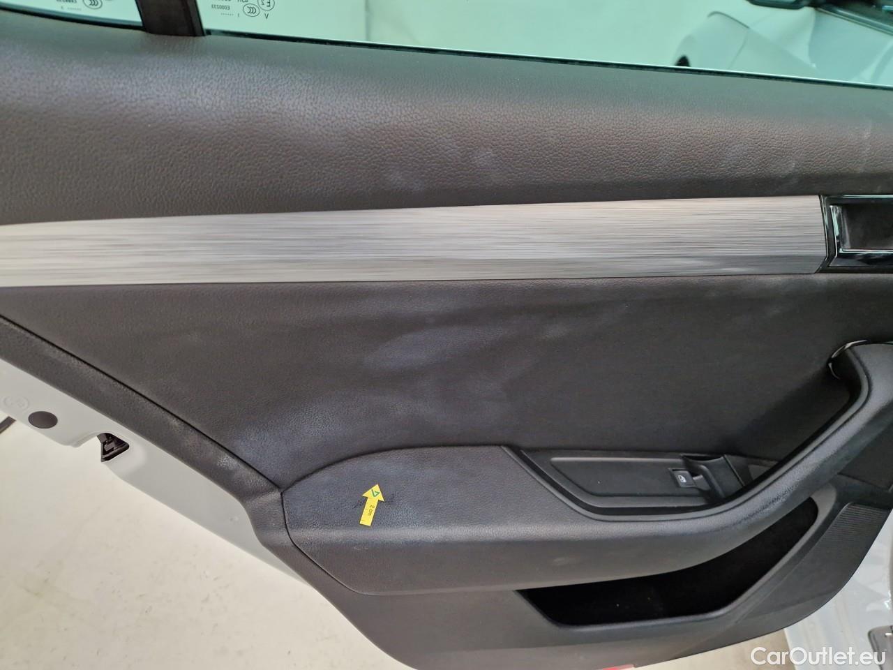  Skoda  Superb 2.0 TDI 150CP Ambition DSG #31