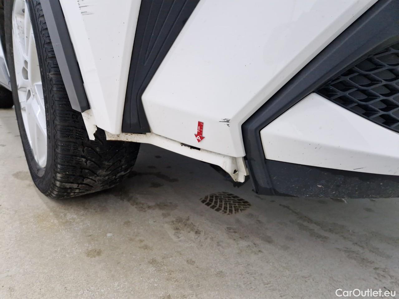  Toyota  C-HR 1.8 HSD C-enter #12