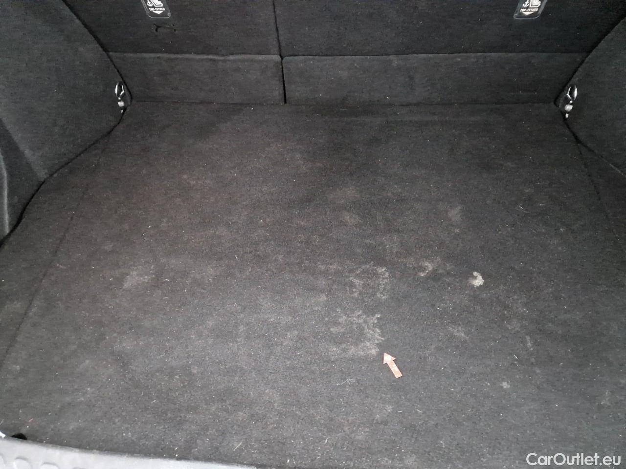  Toyota  C-HR 1.8 HSD C-enter #44