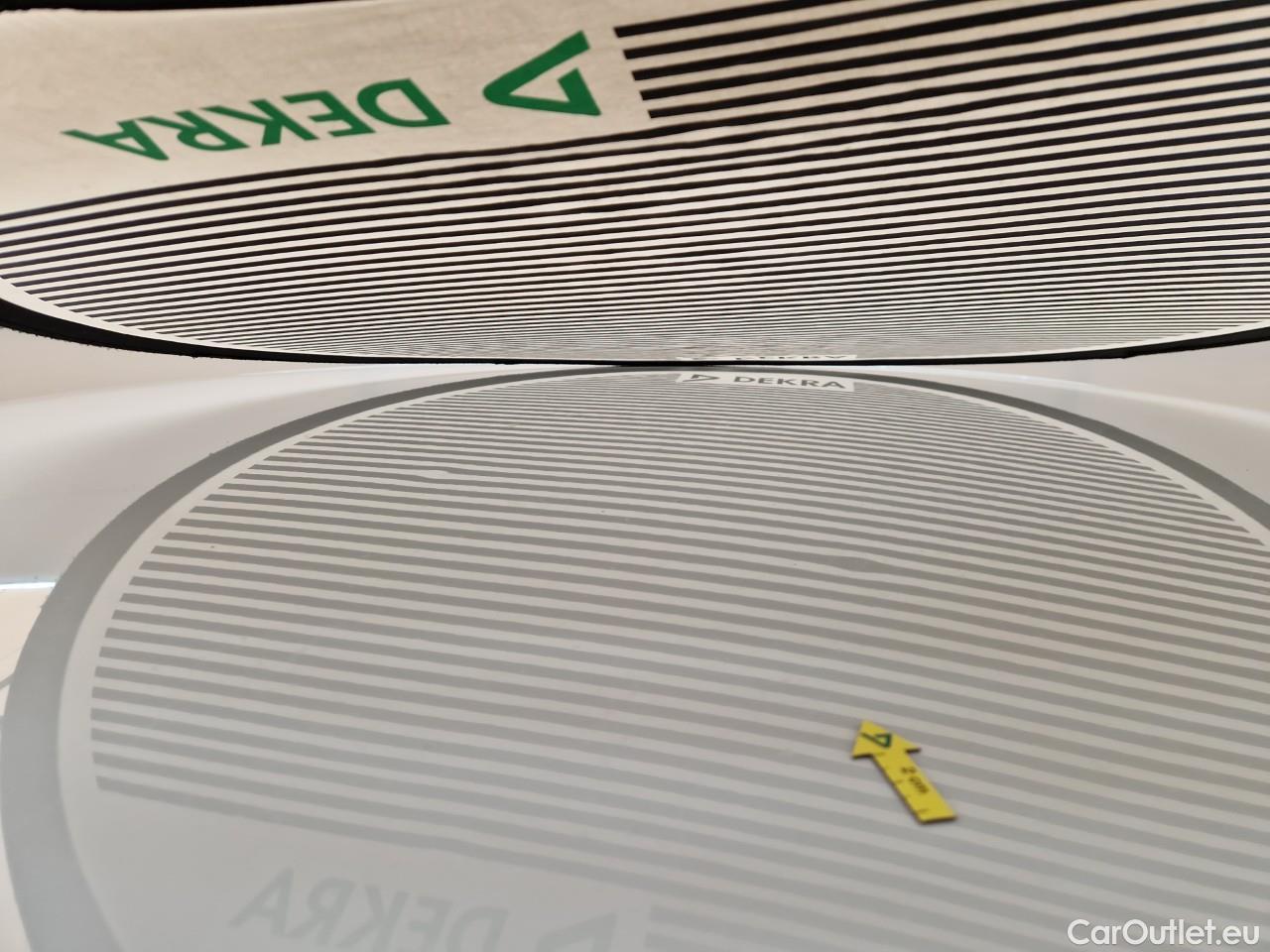  Skoda  Superb 2.0 TDI 150CP Ambition DSG #21