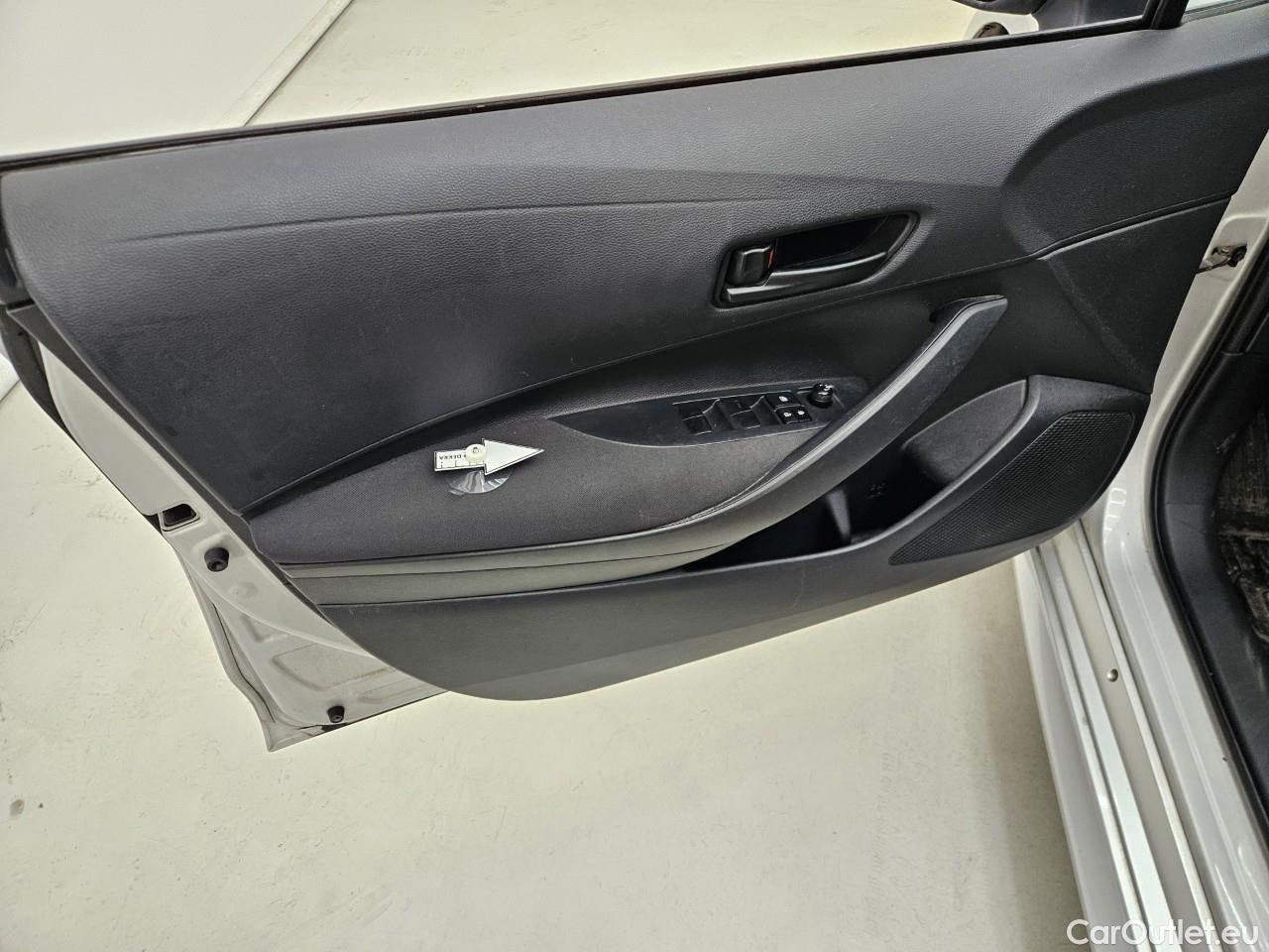  Toyota  Corolla 1.8 Hybrid Eco HSD E-CVT #51