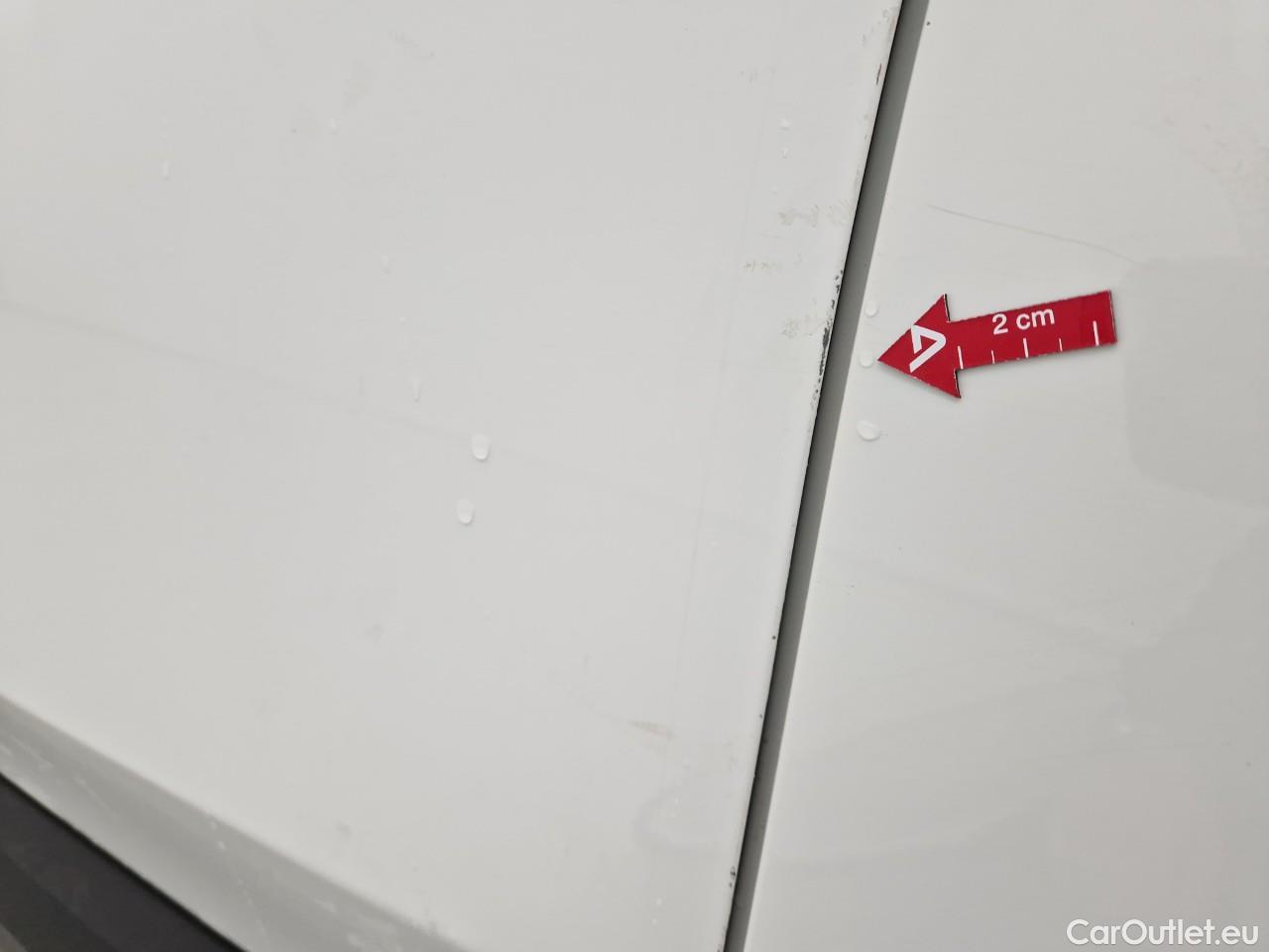  Toyota  C-HR 1.8 HSD C-enter #1