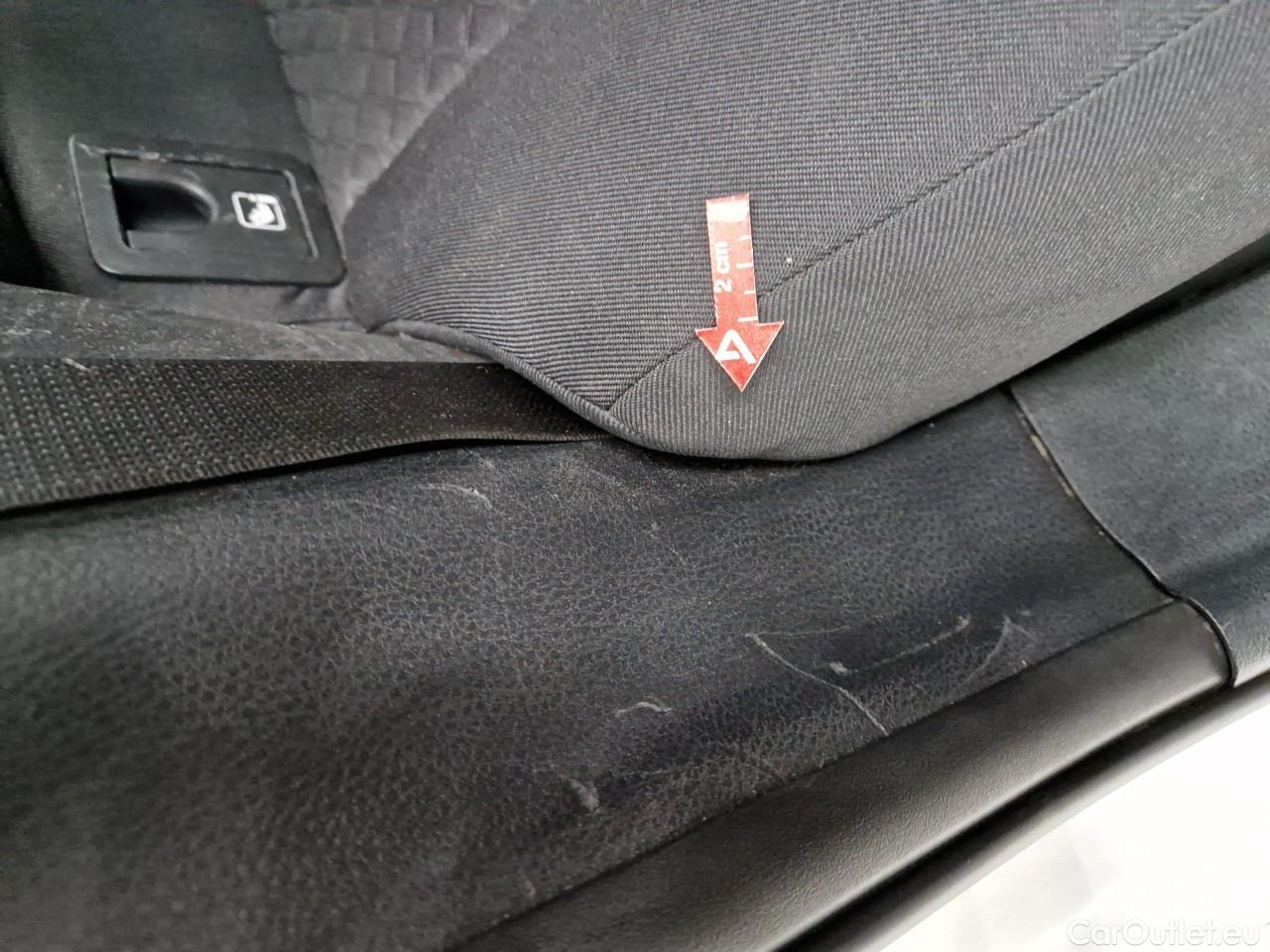  Toyota  C-HR 1.8 HSD C-enter #46