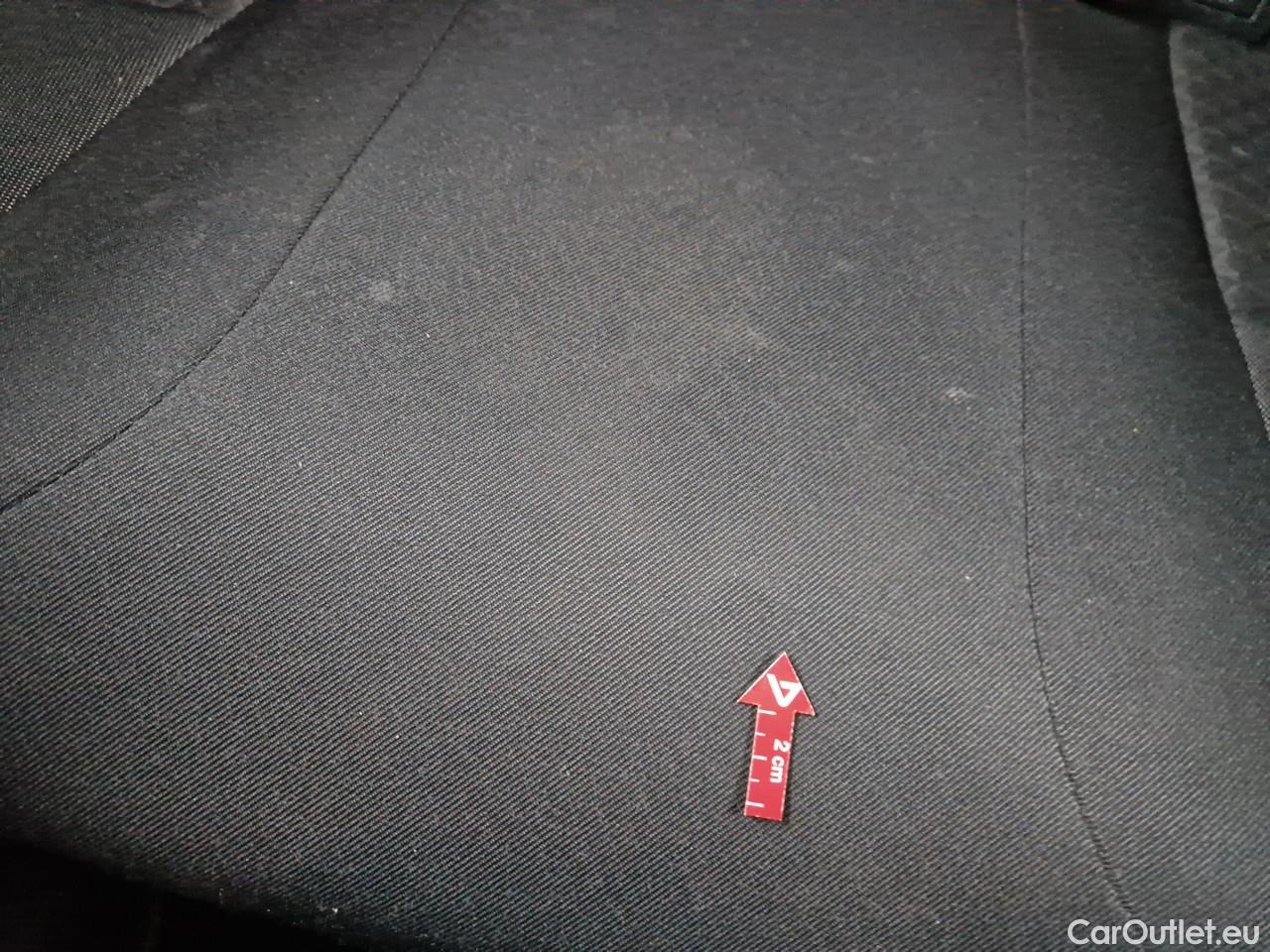  Toyota  C-HR 1.8 HSD C-enter #40