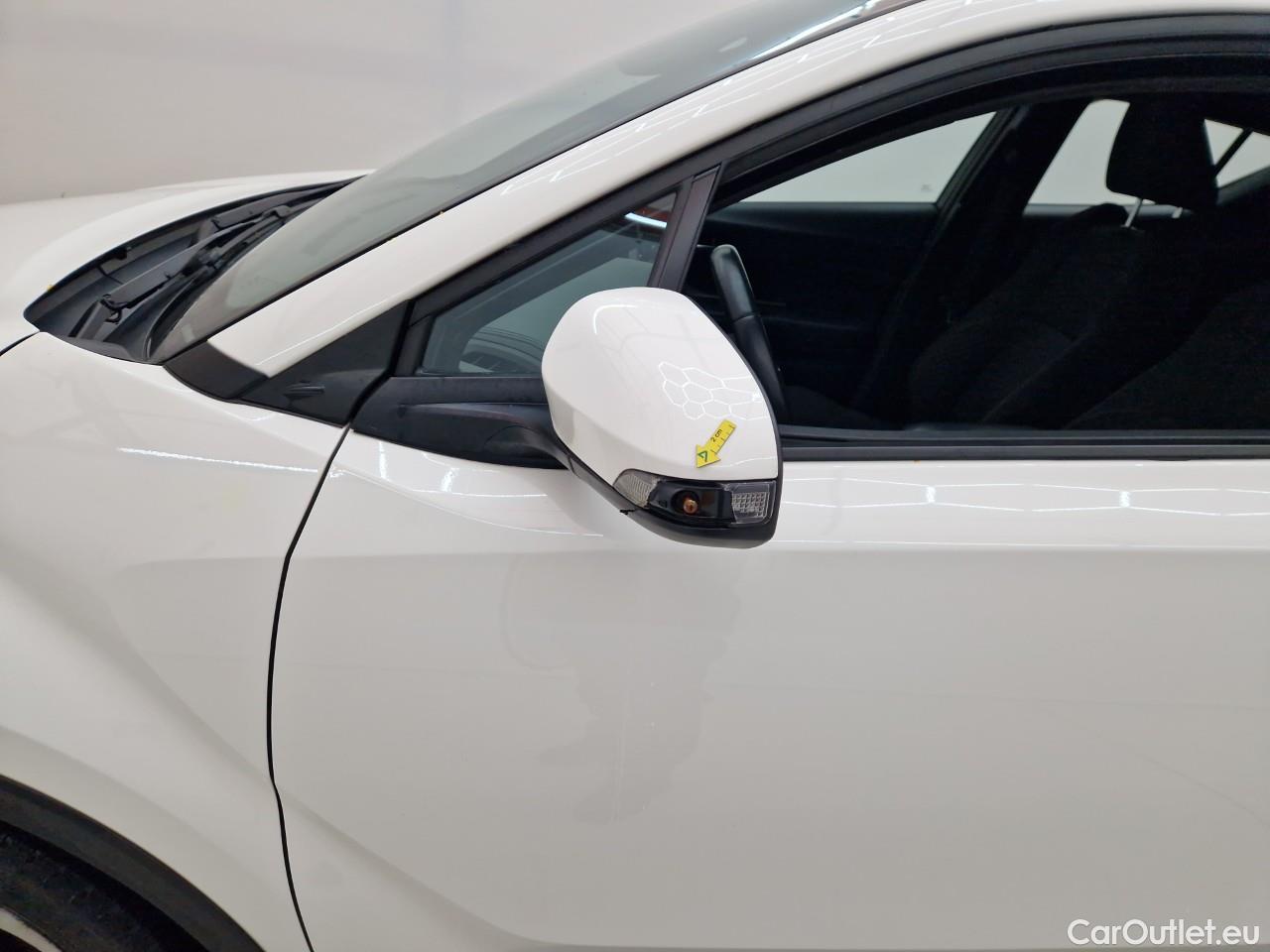  Toyota  C-HR 1.8 HSD C-enter #1