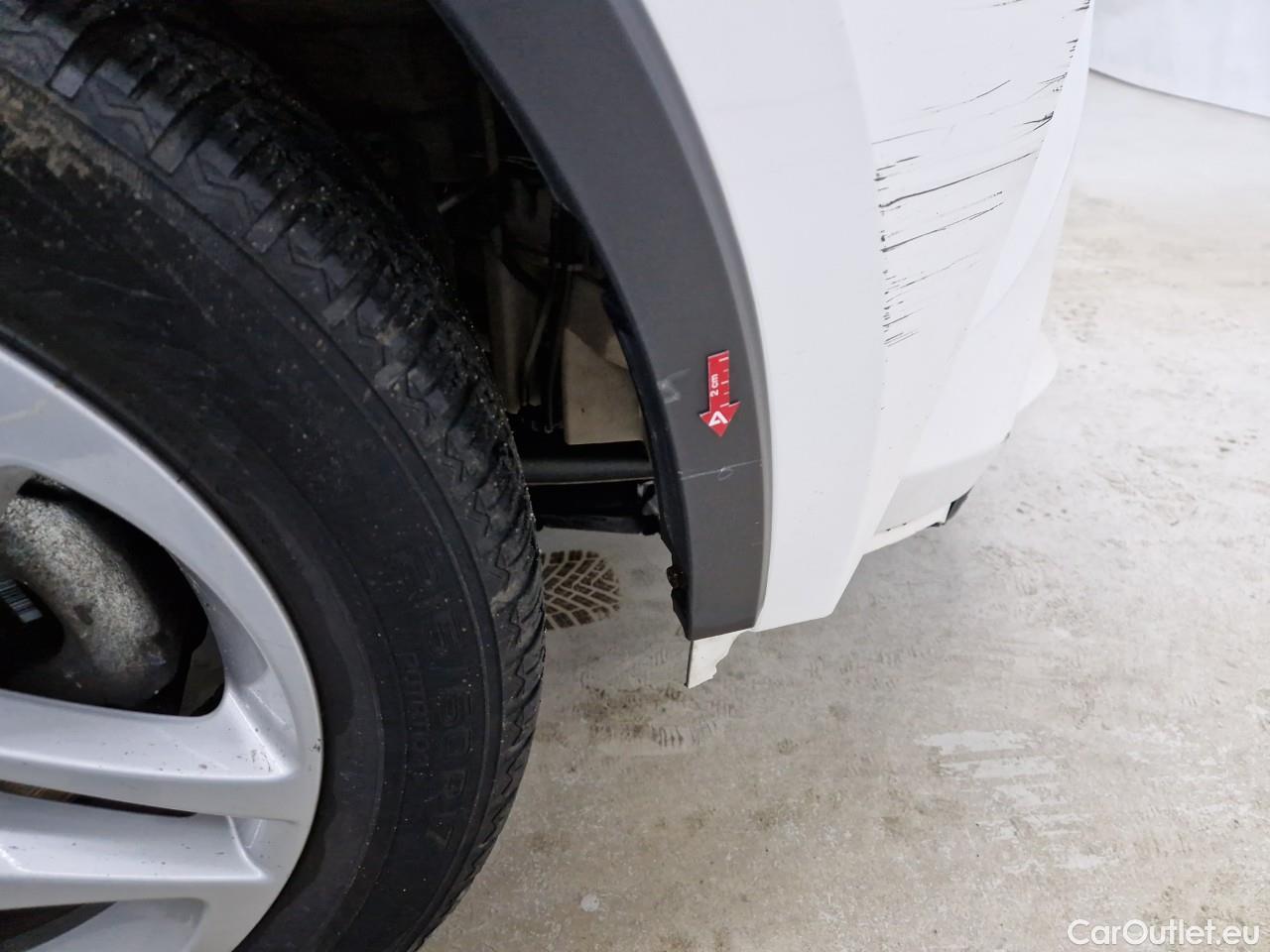  Toyota  C-HR 1.8 HSD C-enter #22