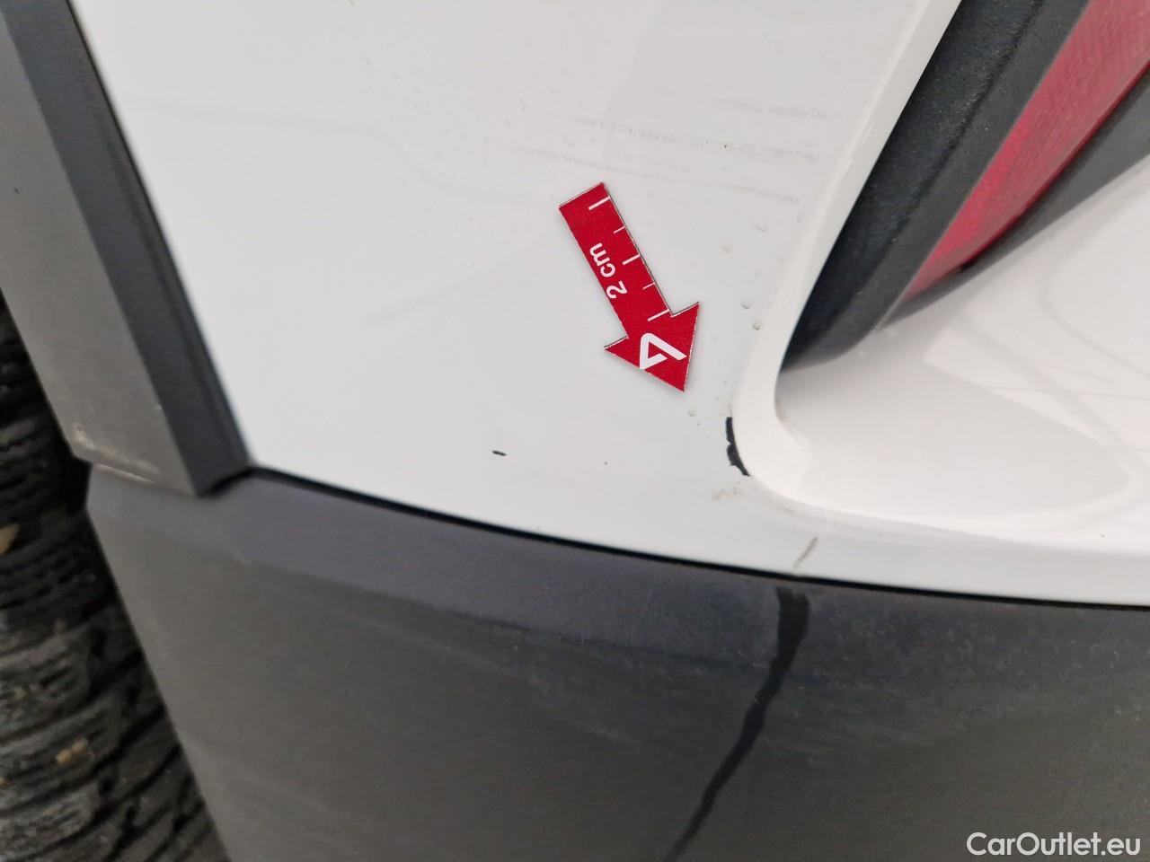  Toyota  C-HR 1.8 HSD C-enter #22