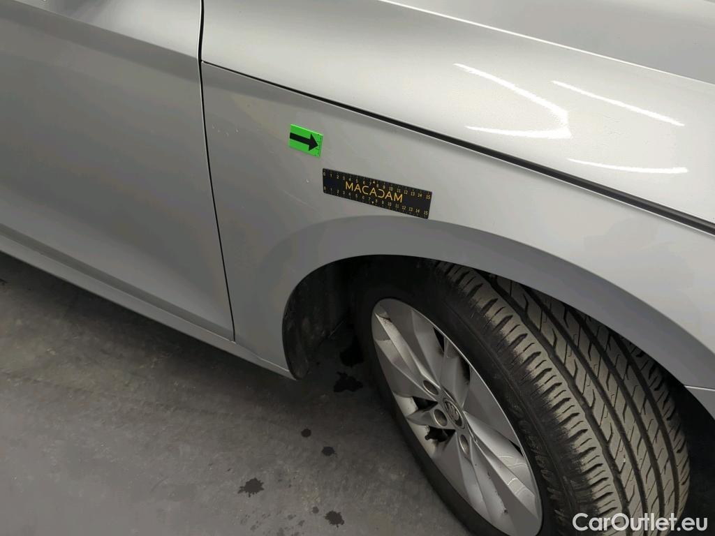  Skoda  Octavia 2.0 TDI 150CP Ambition DSG #19