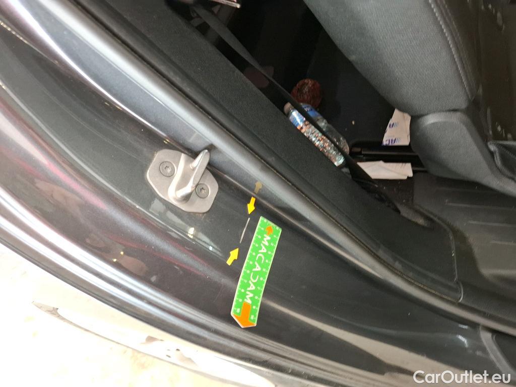  Bmw  Serie 2 Série 2 Gran Tourer 218d Lounge 2.0 150CV BVA8 E6d #7