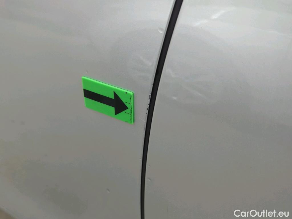  Volkswagen  Golf  2.0 TDI 116HP DSG Life Variant #14