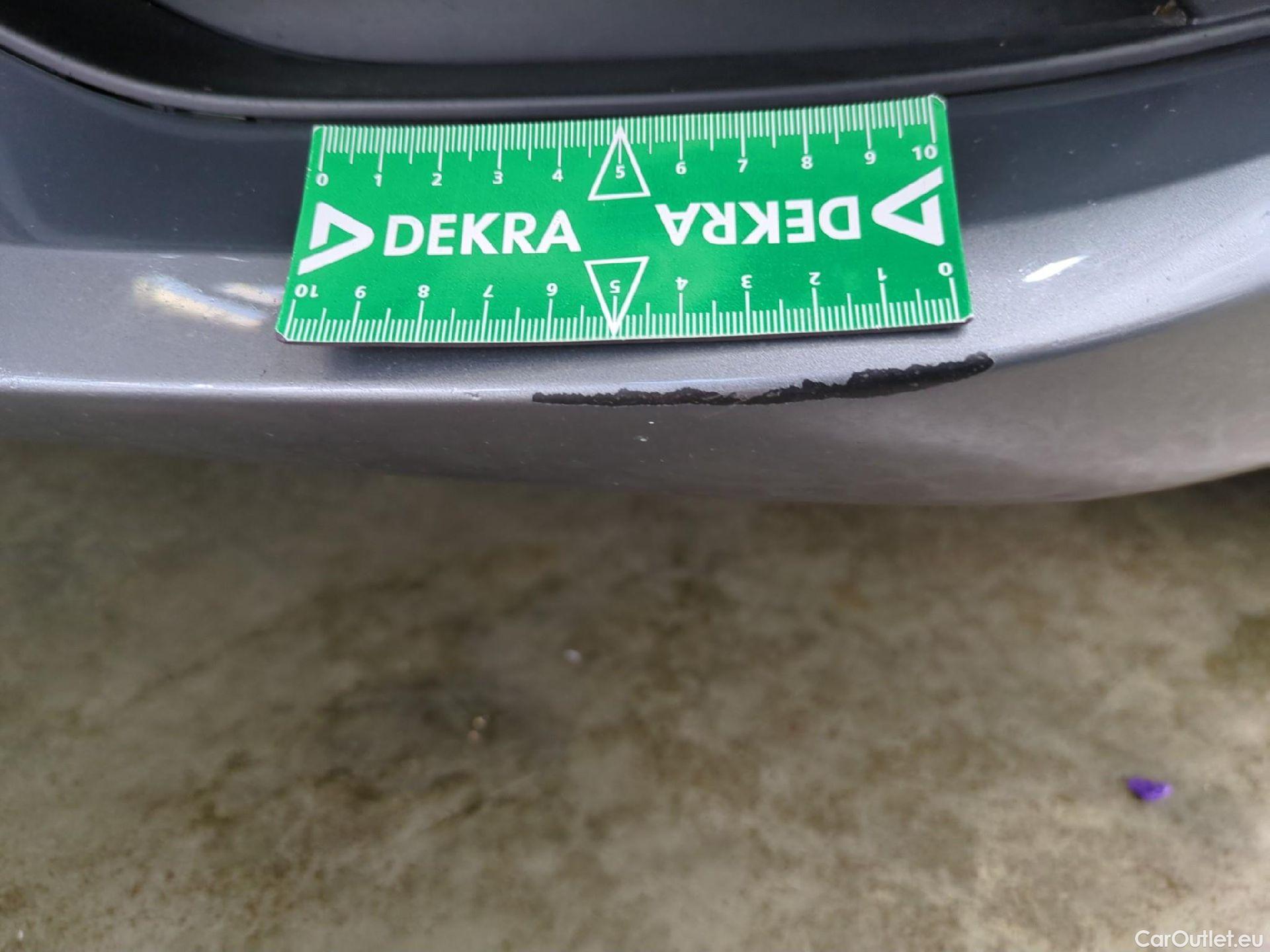  Bmw  Serie 1 1 Berline 116 d Business Design 1.5 115CV BVA7 E6d #38