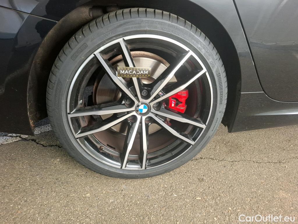  Bmw  Serie 3 BMW Série 3 Berline / 2022 / 4P / Berline 320d 190ch M Sport BVA8 #9