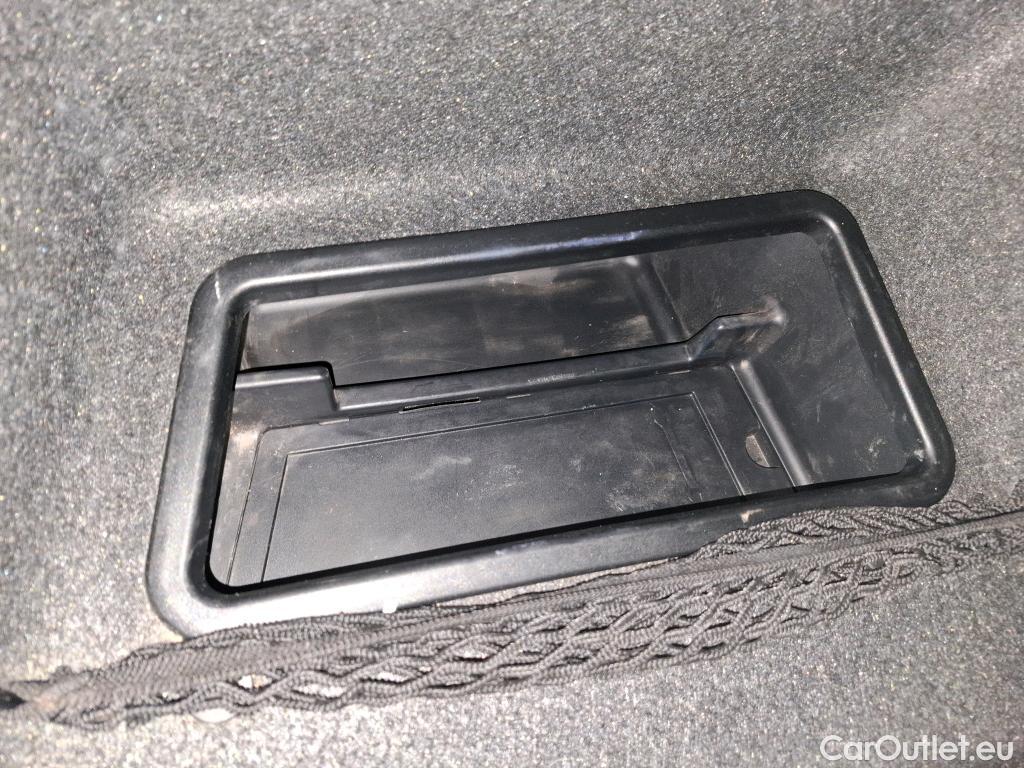  Bmw  Serie 3 BMW Série 3 Berline / 2022 / 4P / Berline 320d 190ch M Sport BVA8 #14