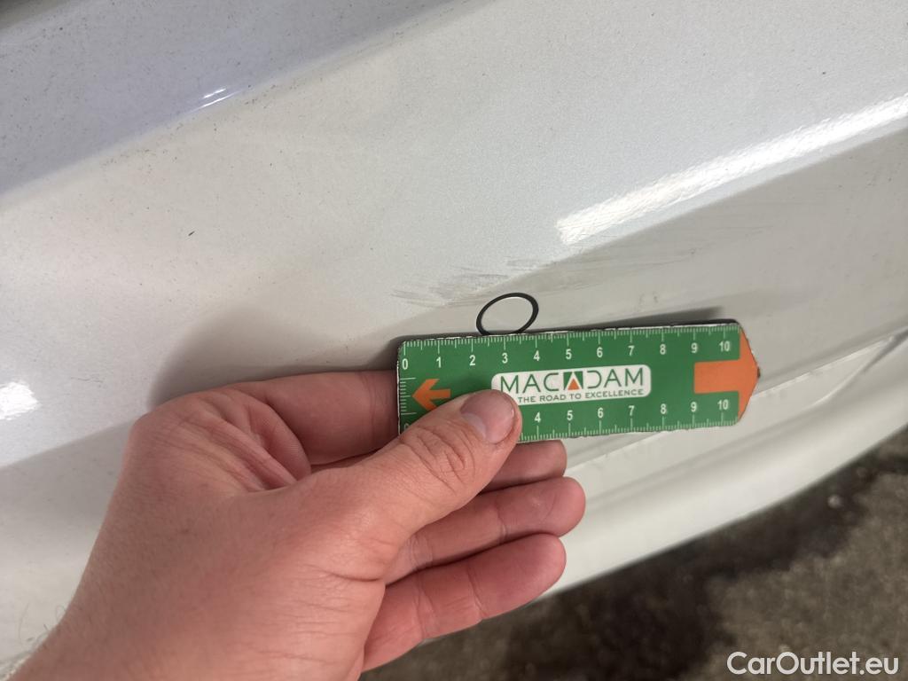  Bmw  Serie 1 BMW Série 1 / 2019 / 5P / Berline 116i DKG7 Business Design #6